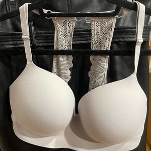 Victoria's Secret Incredible Padded no Wire Bra